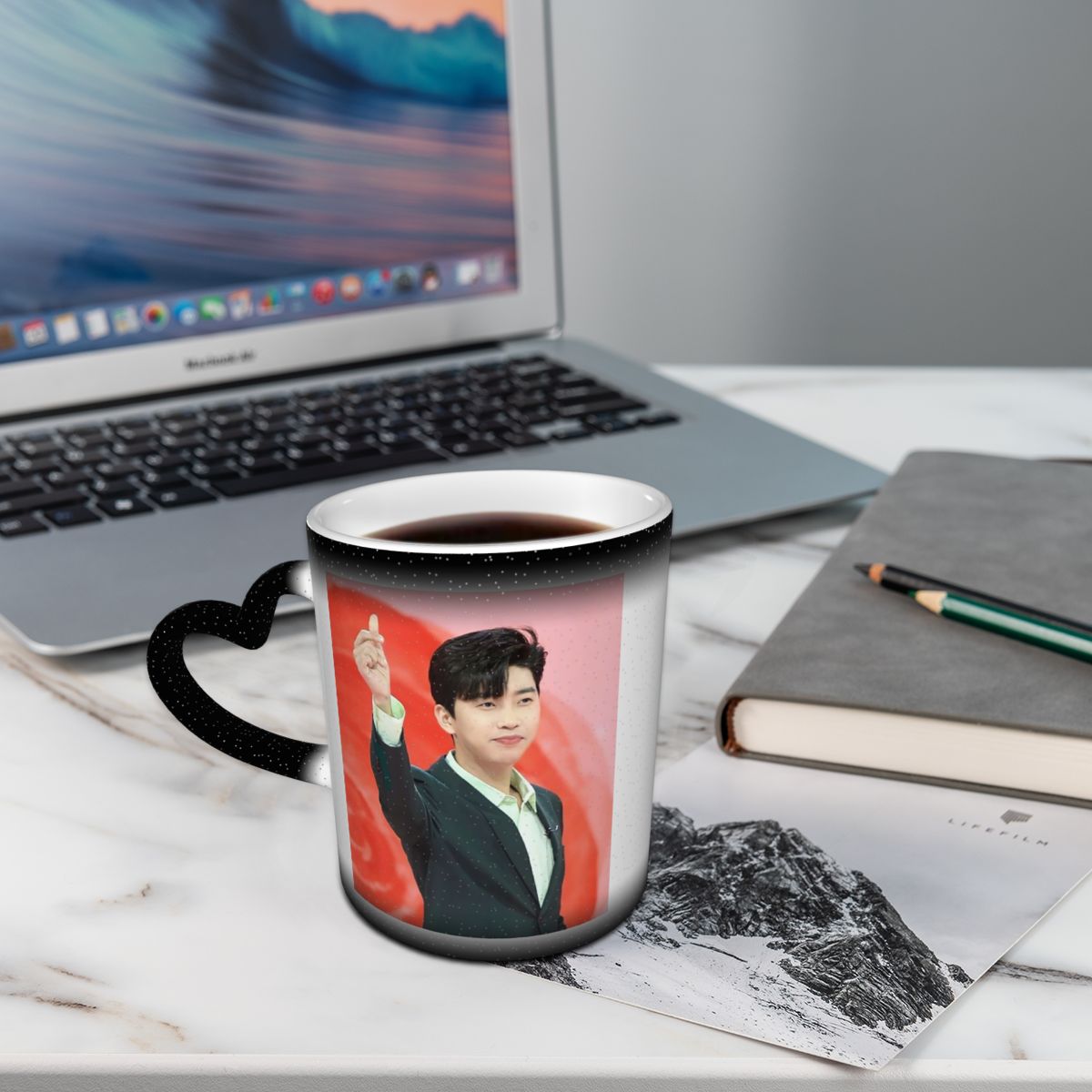 Lim Young Woong Mug Funny Cera - Young Tea Coffee ulasan dan harga